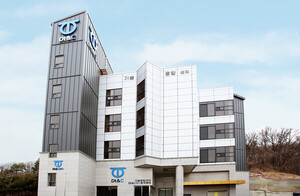 디티앤씨알오, 100억 CB 풋옵션...단기자금 부담 가중 - 뉴스 썸네일 이미지